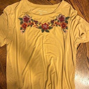 Nice shirt, very soft, been worn very few times.